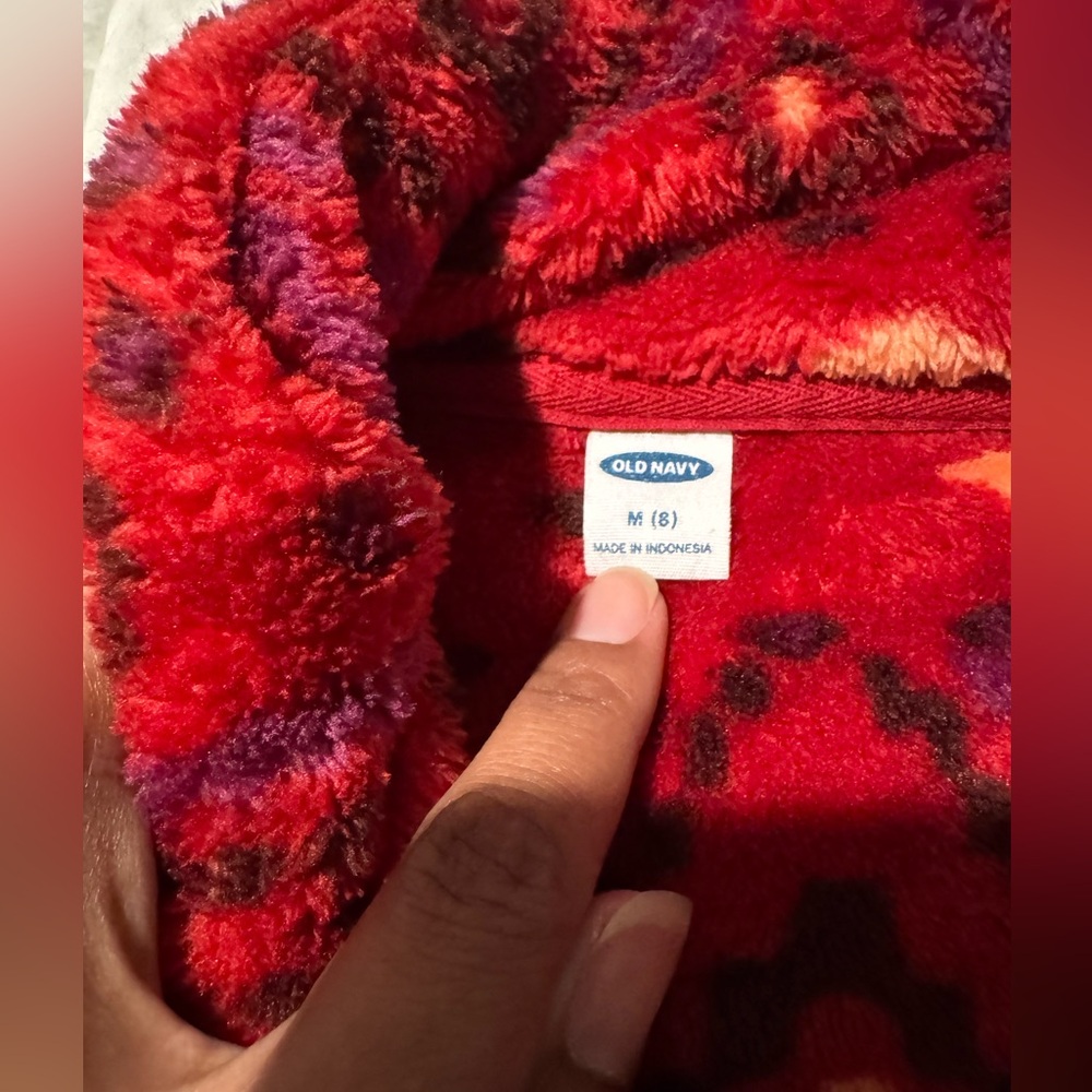 Old Navy Girls size 8 fuzzy jogger set - Picture 6 of 7
